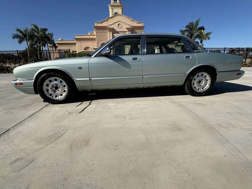 2000 Jaguar X308 XJ - Image 30 of 31