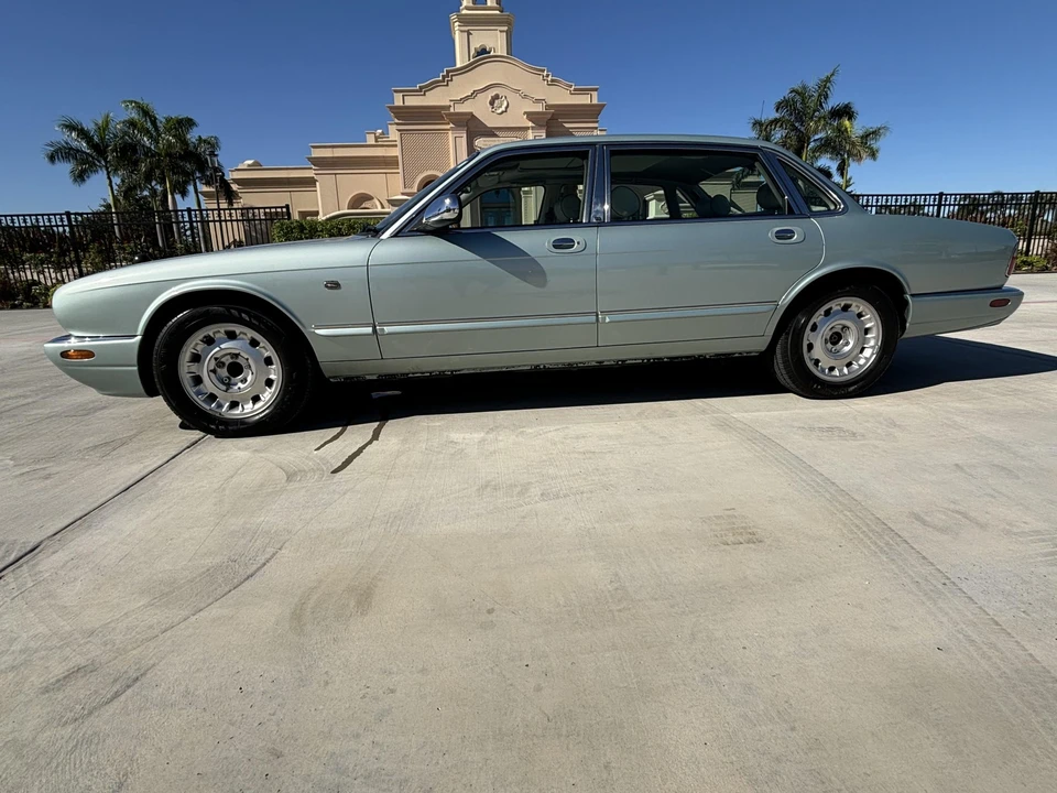 2000 Jaguar X308 XJ - Image 28 of 31