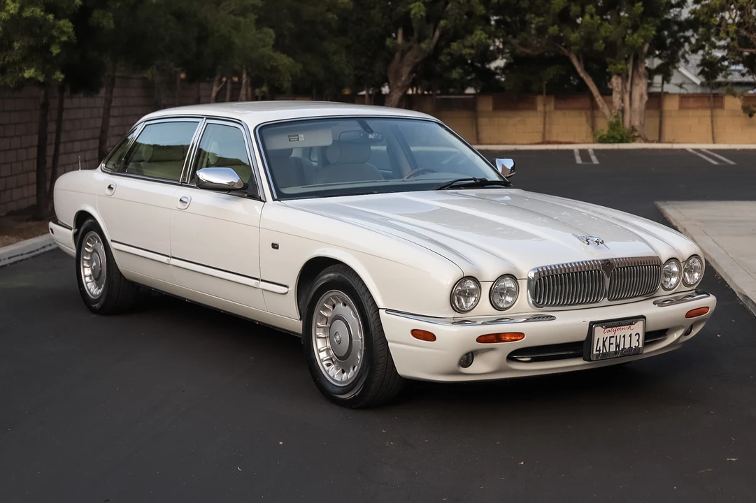 2000 Jaguar X308 XJ - Image 14 of 31