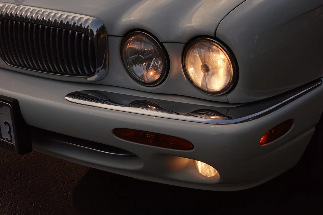 2000 Jaguar X308 XJ - Image 23 of 31