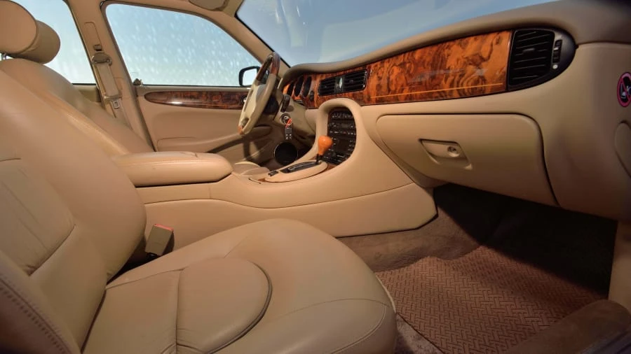 2000 Jaguar X308 XJ - Image 5 of 31