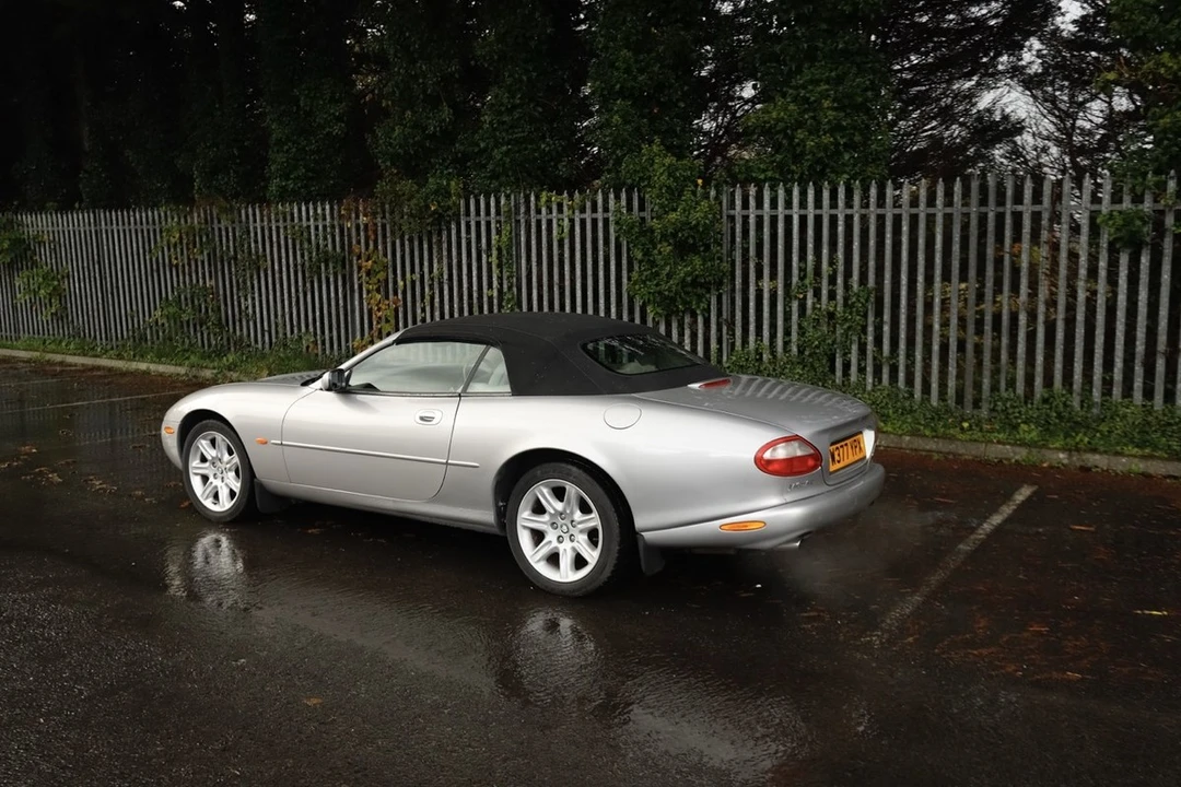 2000 Jaguar X100 XK8 - Image 30 of 30