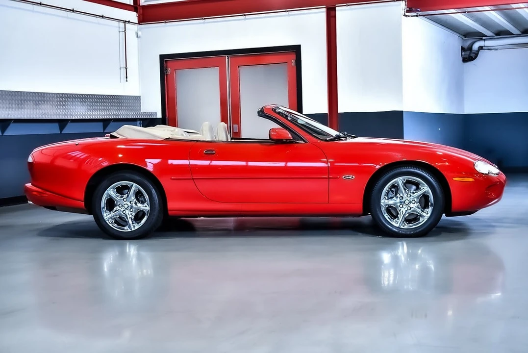 2000 Jaguar X100 XK8 - Image 9 of 30