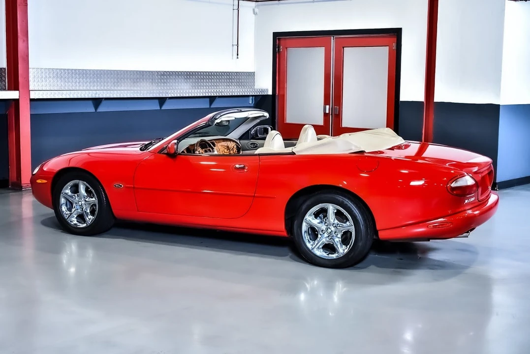 2000 Jaguar X100 XK8 - Image 13 of 30