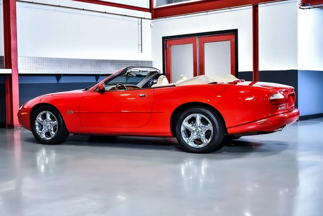 2000 Jaguar X100 XK8 - Image 12 of 30