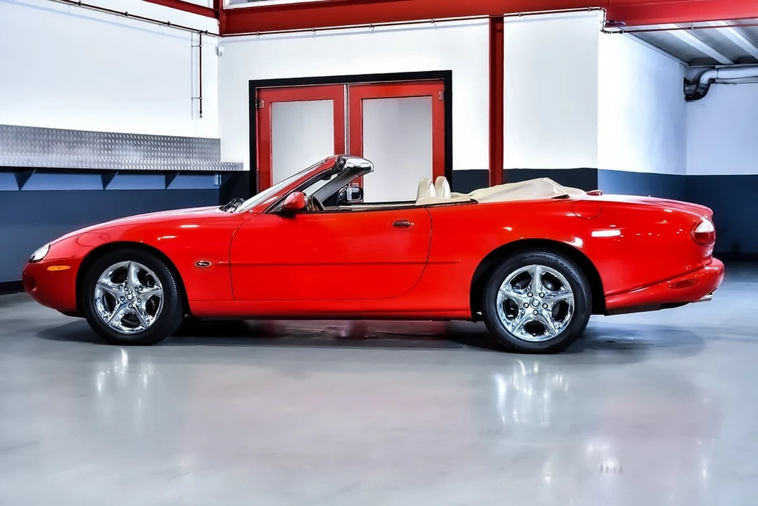 2000 Jaguar X100 XK8 - Image 10 of 30