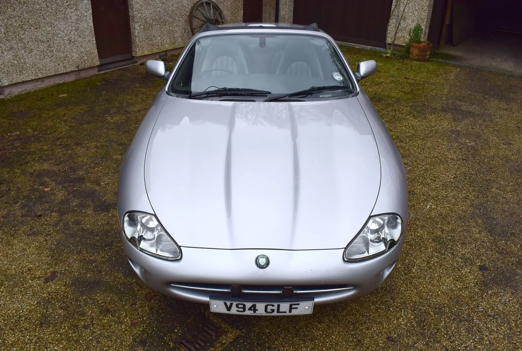 2000 Jaguar X100 XK8 - Image 13 of 30