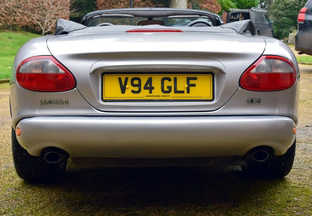 2000 Jaguar X100 XK8 - Image 11 of 30