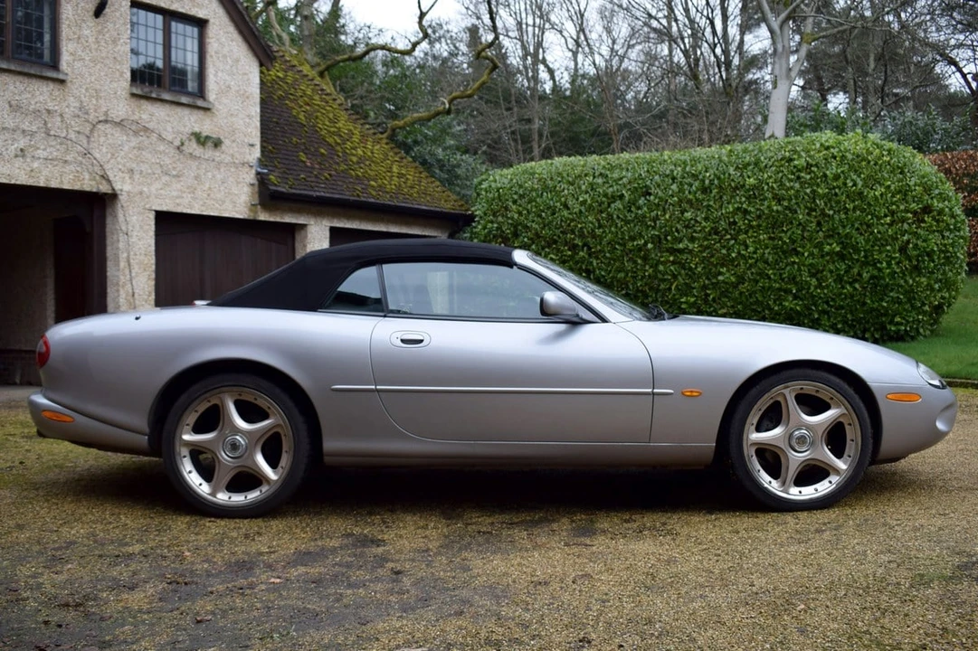 2000 Jaguar X100 XK8 - Image 4 of 30