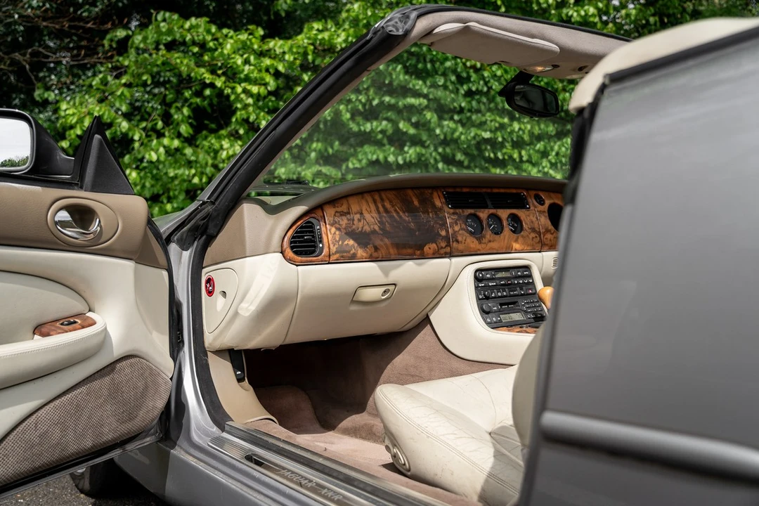 2000 Jaguar X100 XKR - Image 22 of 30