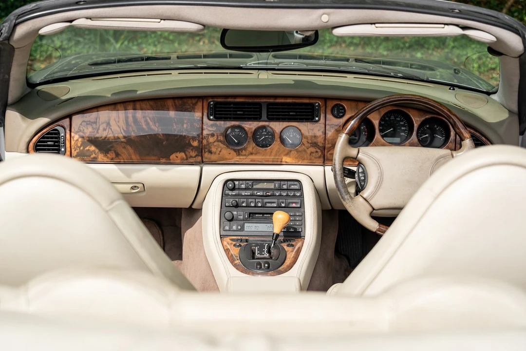 2000 Jaguar X100 XKR - Image 25 of 30