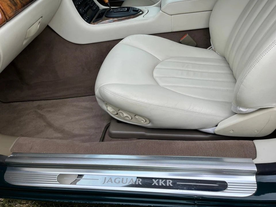 2000 Jaguar X100 XKR - Image 16 of 30