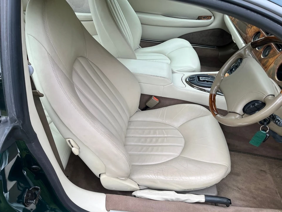 2000 Jaguar X100 XKR - Image 20 of 30