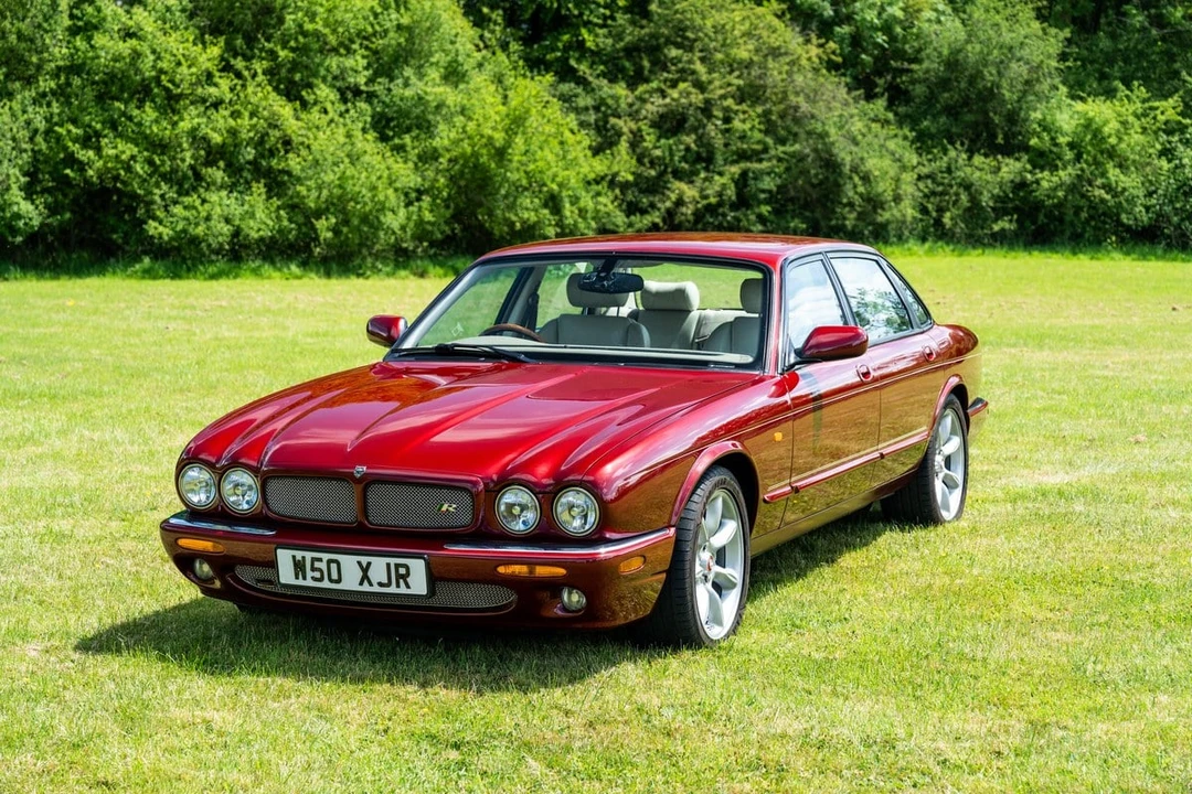 2000 Jaguar X308 XJR - Image 17 of 30