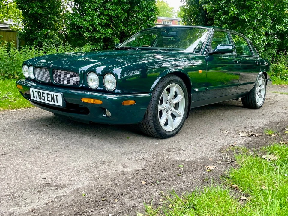 2000 Jaguar X308 XJR - Image 5 of 30