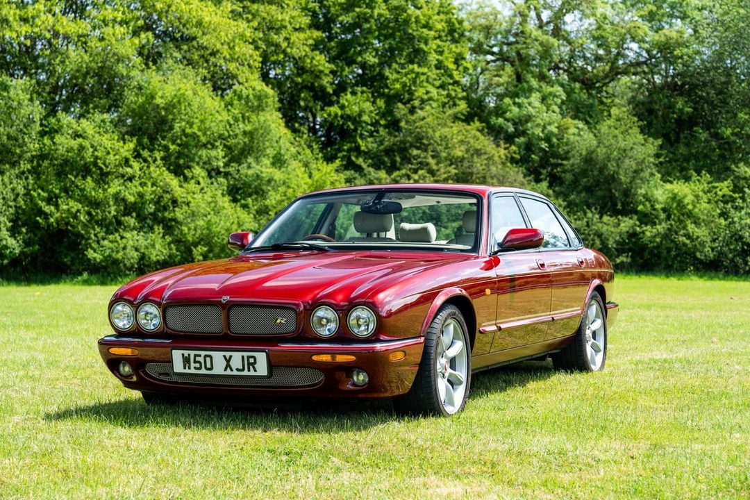 2000 Jaguar X308 XJR - Image 19 of 30