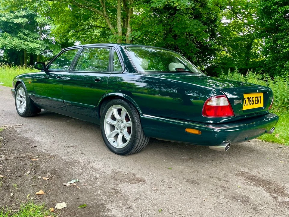 2000 Jaguar X308 XJR - Image 10 of 30