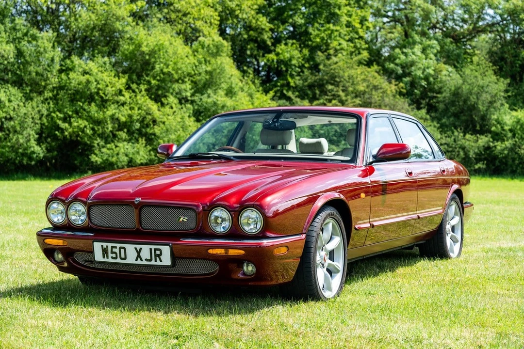 2000 Jaguar X308 XJR - Image 11 of 30