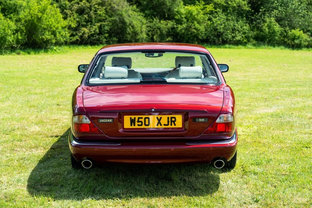 2000 Jaguar X308 XJR - Image 13 of 31
