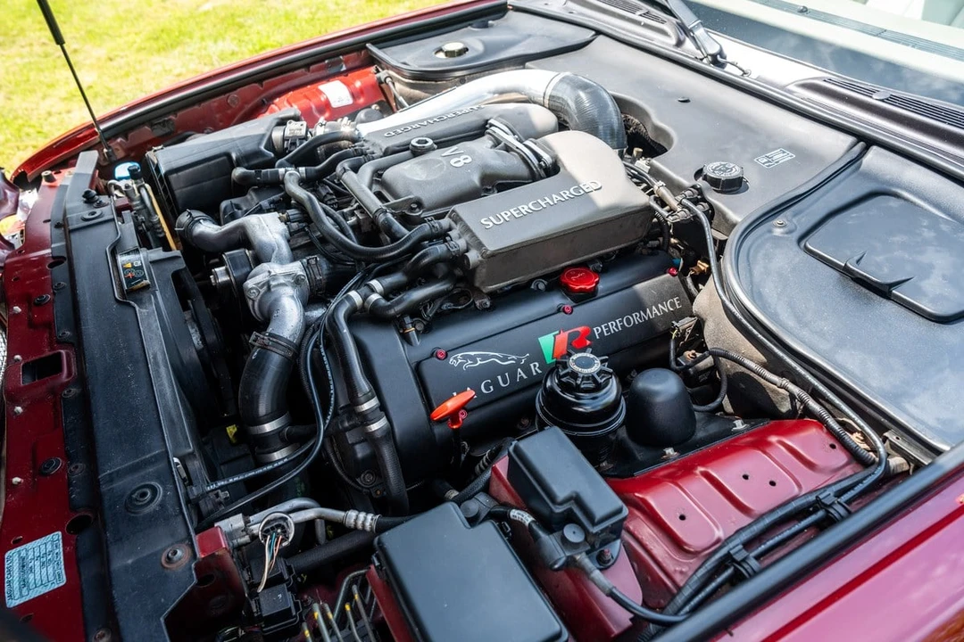 2000 Jaguar X308 XJR - Image 5 of 31