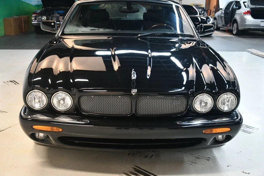 2000 Jaguar X308 XJR - Image 11 of 12