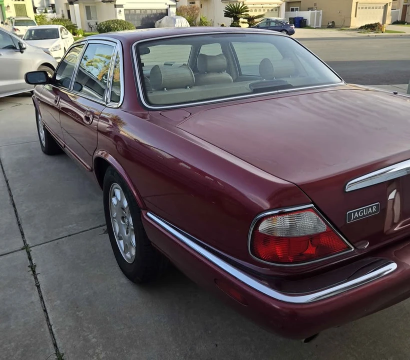 2000 Jaguar X308 XJ - Image 9 of 13