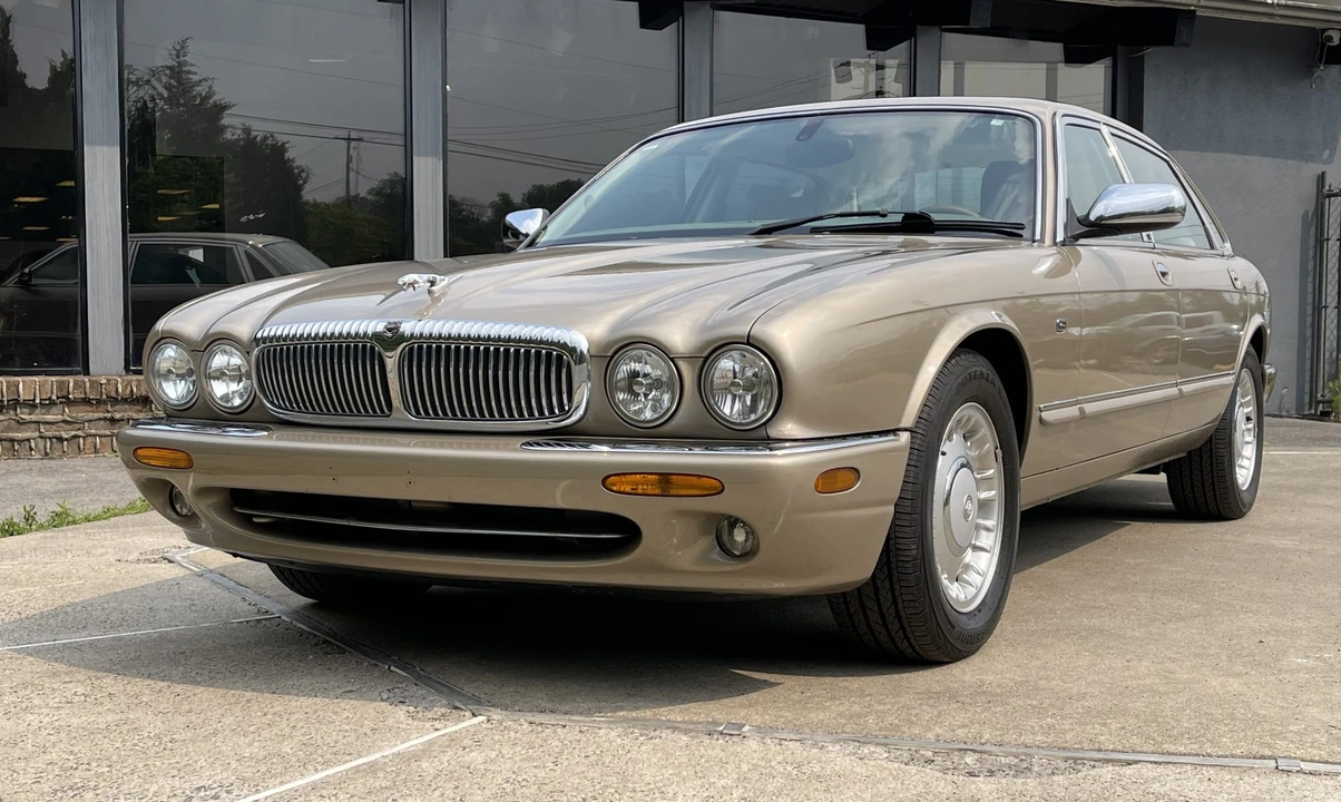 2000 Jaguar X308 XJ - Image 3 of 31