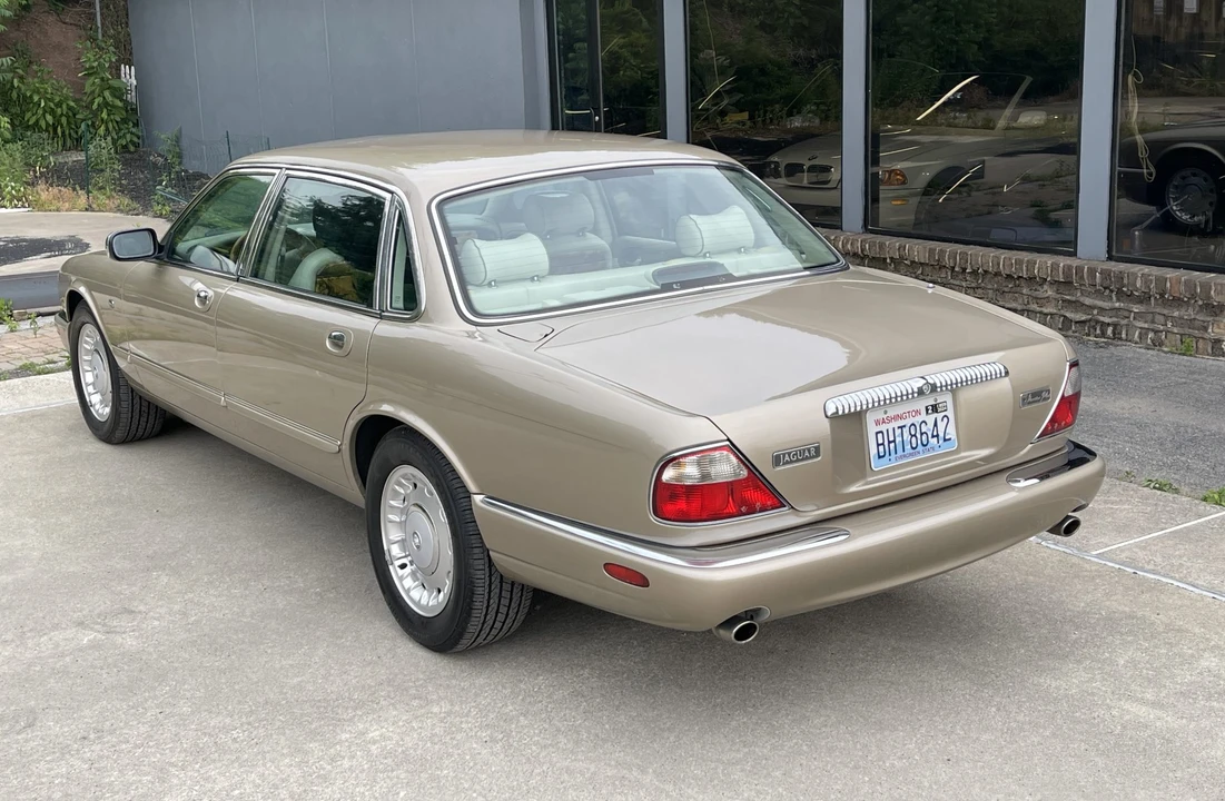 2000 Jaguar X308 XJ - Image 17 of 31