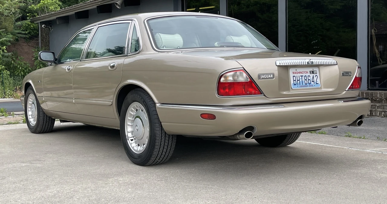 2000 Jaguar X308 XJ - Image 16 of 31