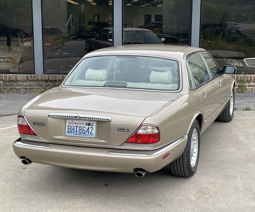 2000 Jaguar X308 XJ - Image 26 of 31
