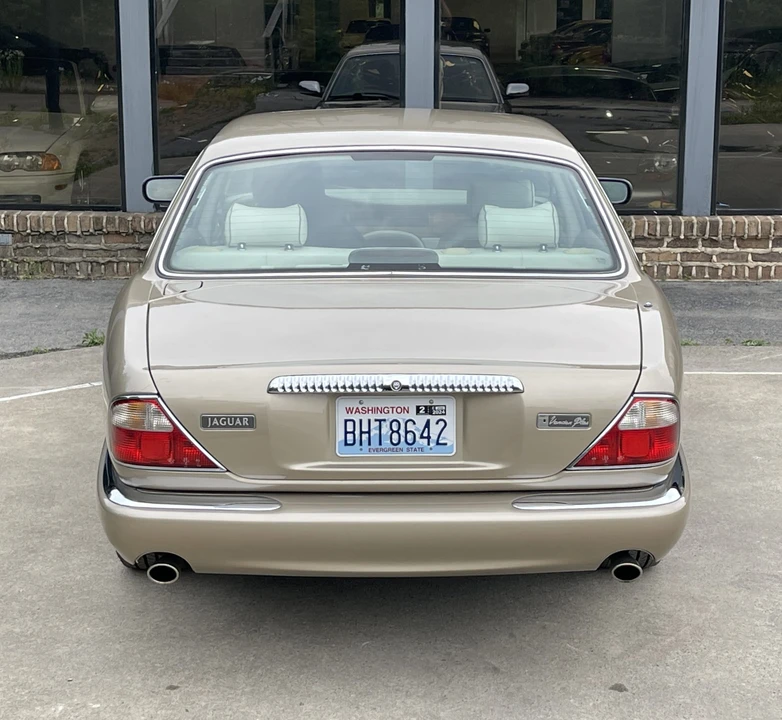 2000 Jaguar X308 XJ - Image 24 of 31