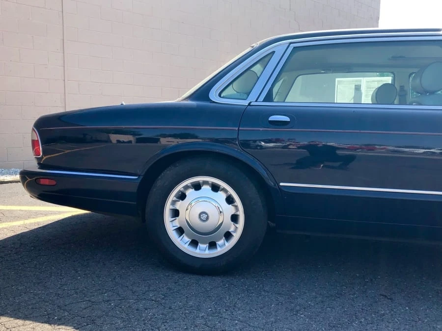 2000 Jaguar X308 XJ - Image 10 of 12