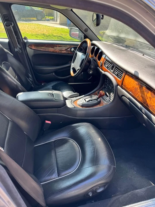 2000 Jaguar X308 XJ - Image 3 of 6