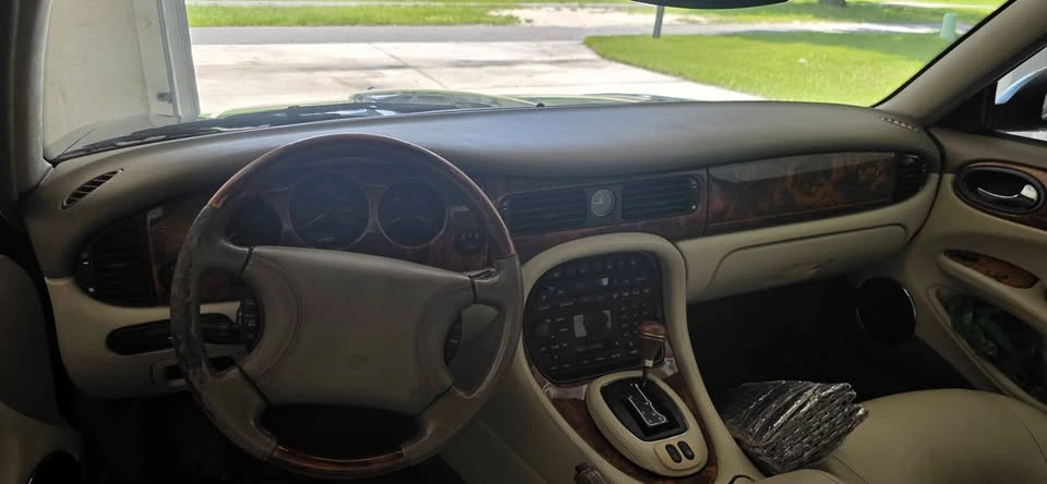 2000 Jaguar X308 XJ - Image 6 of 11