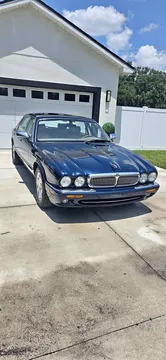 2000 Jaguar XJ Vanden Plas Sedan 4D