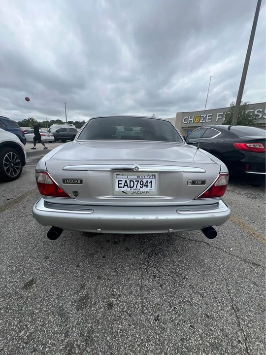2000 Jaguar X308 XJ - Image 4 of 9