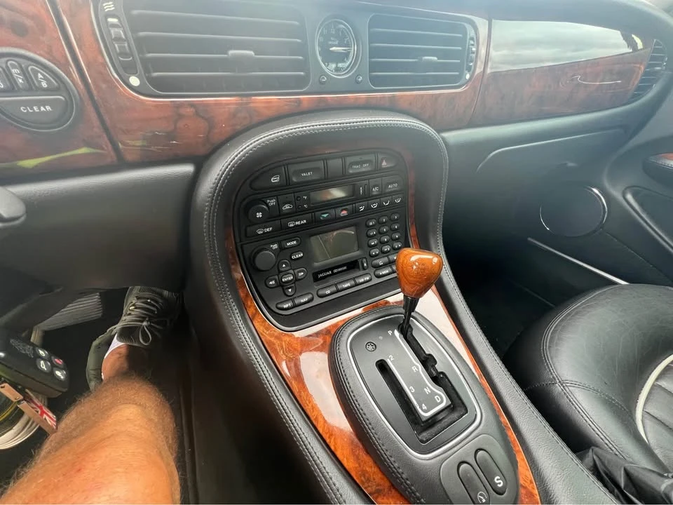 2000 Jaguar X308 XJ - Image 5 of 9