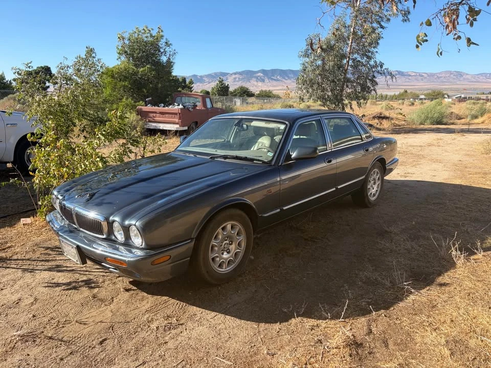 2000 Jaguar X308 XJ - Image 2 of 13