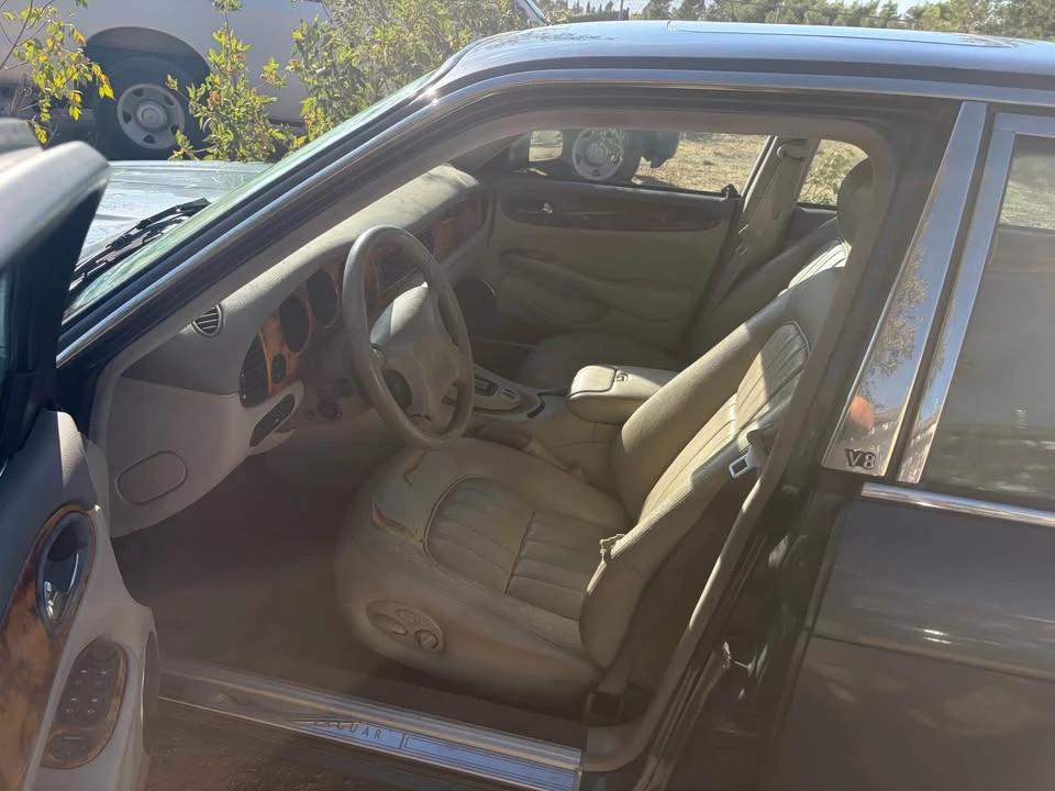 2000 Jaguar X308 XJ - Image 9 of 13