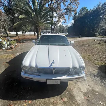2000 Jaguar XJ Super V8 Sedan 4D