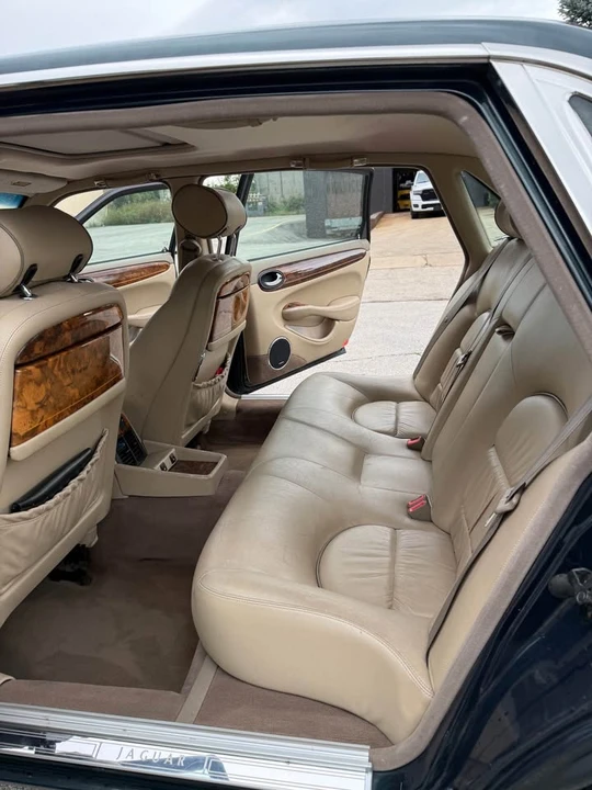 2000 Jaguar X308 XJ - Image 15 of 18