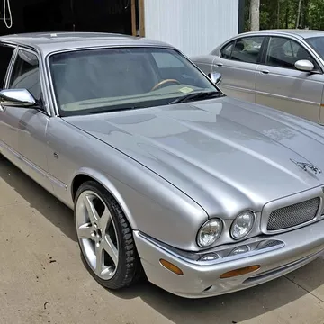 2000 Jaguar XJ Vanden Plas