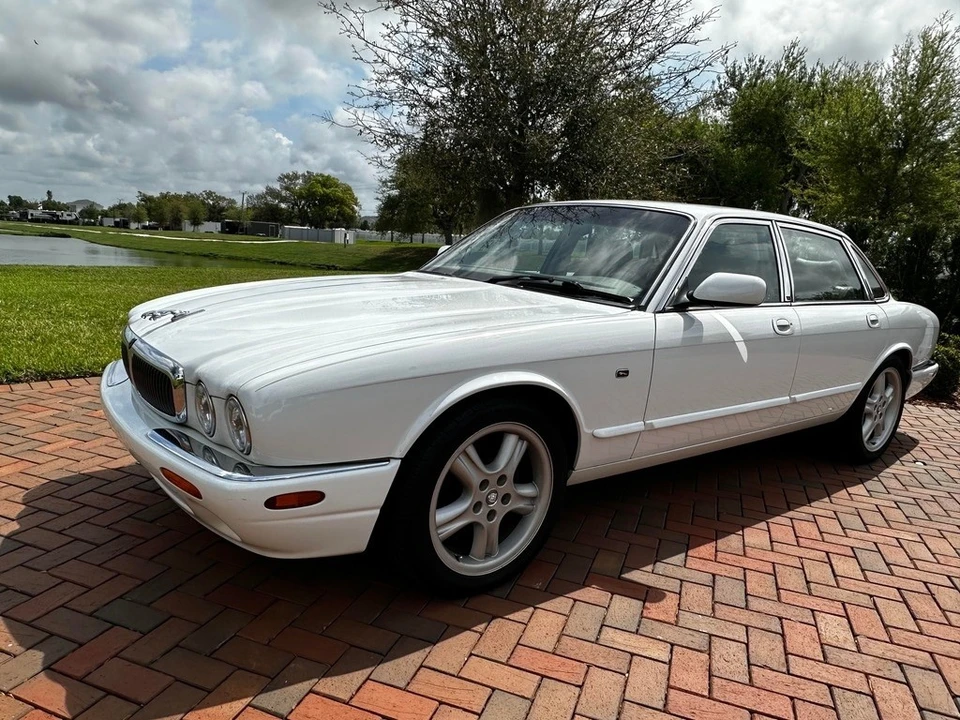2000 Jaguar X308 XJ - Image 4 of 21