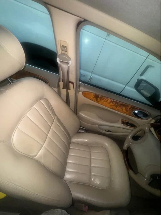 2000 Jaguar X308 XJ - Image 6 of 17