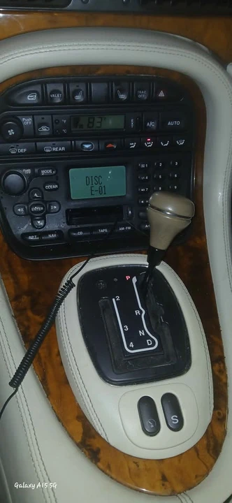 2000 Jaguar X308 XJ - Image 6 of 12