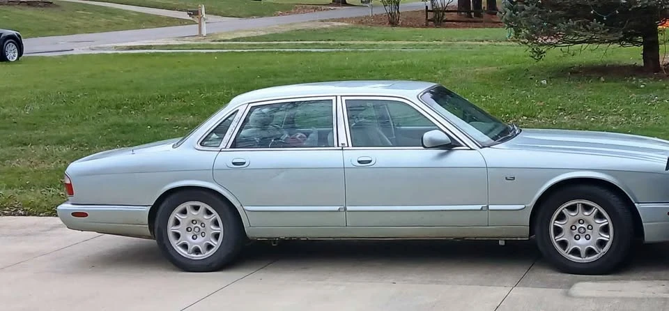 2000 Jaguar X308 XJ - Image 2 of 12