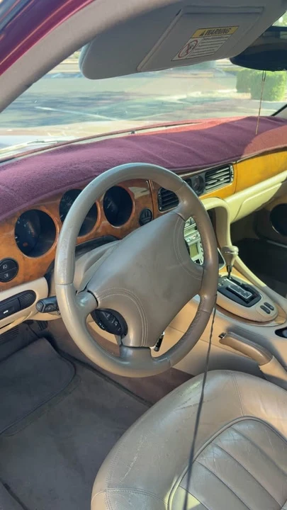2000 Jaguar X308 XJ - Image 4 of 4