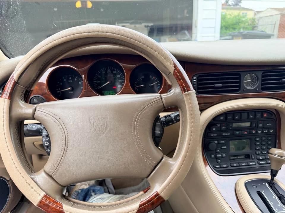 2000 Jaguar X308 XJ - Image 10 of 12
