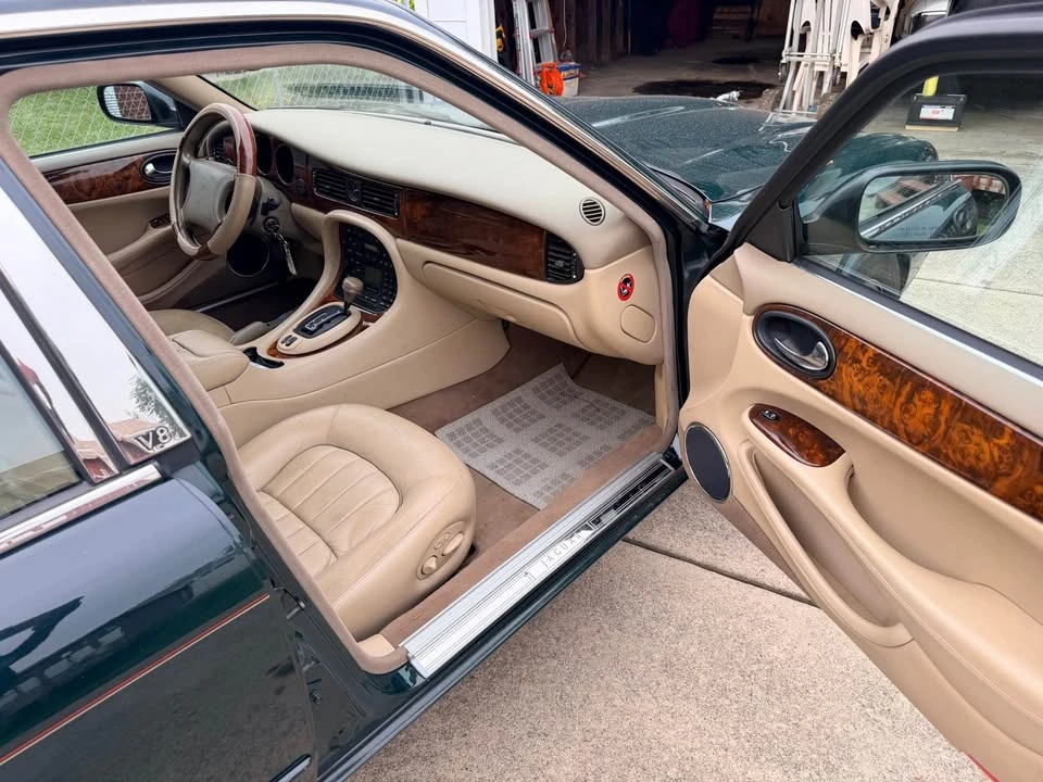 2000 Jaguar X308 XJ - Image 11 of 12