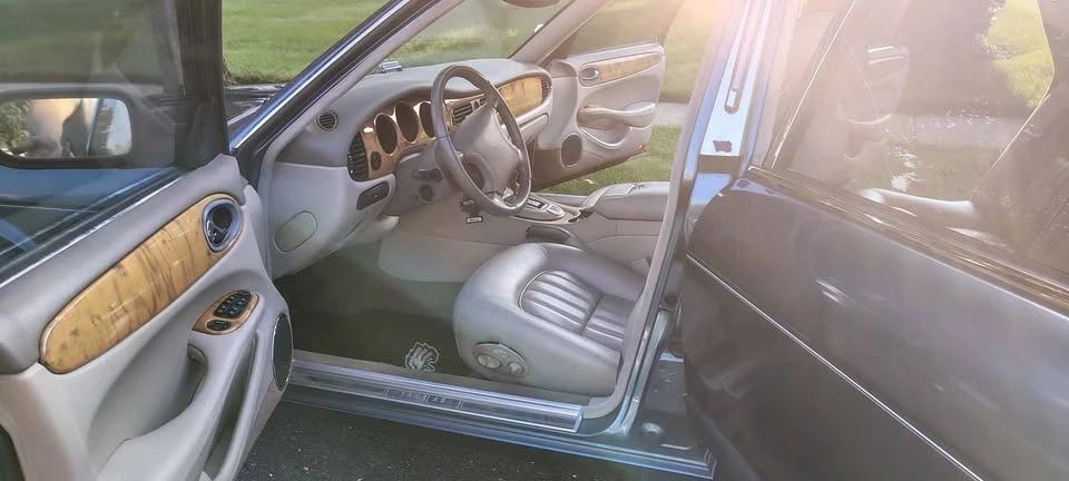 2000 Jaguar X308 XJ - Image 9 of 18